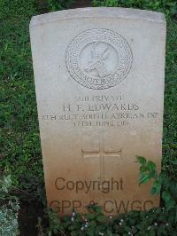 Dar Es Salaam War Cemetery - Edwards, H F